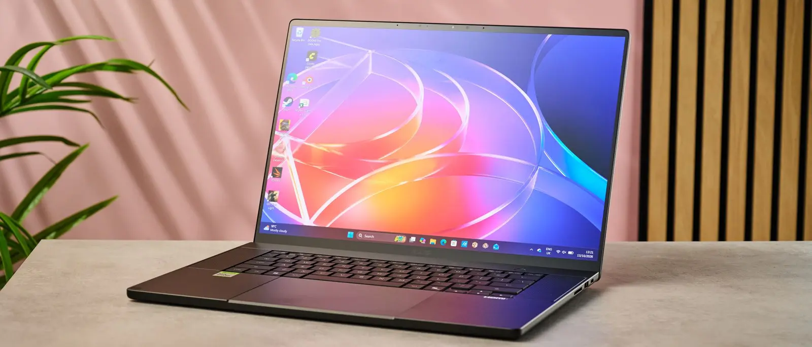 Asus ProArt P16 RTX Spark: laptop pentru creatori cu cip ARM de generația următoare