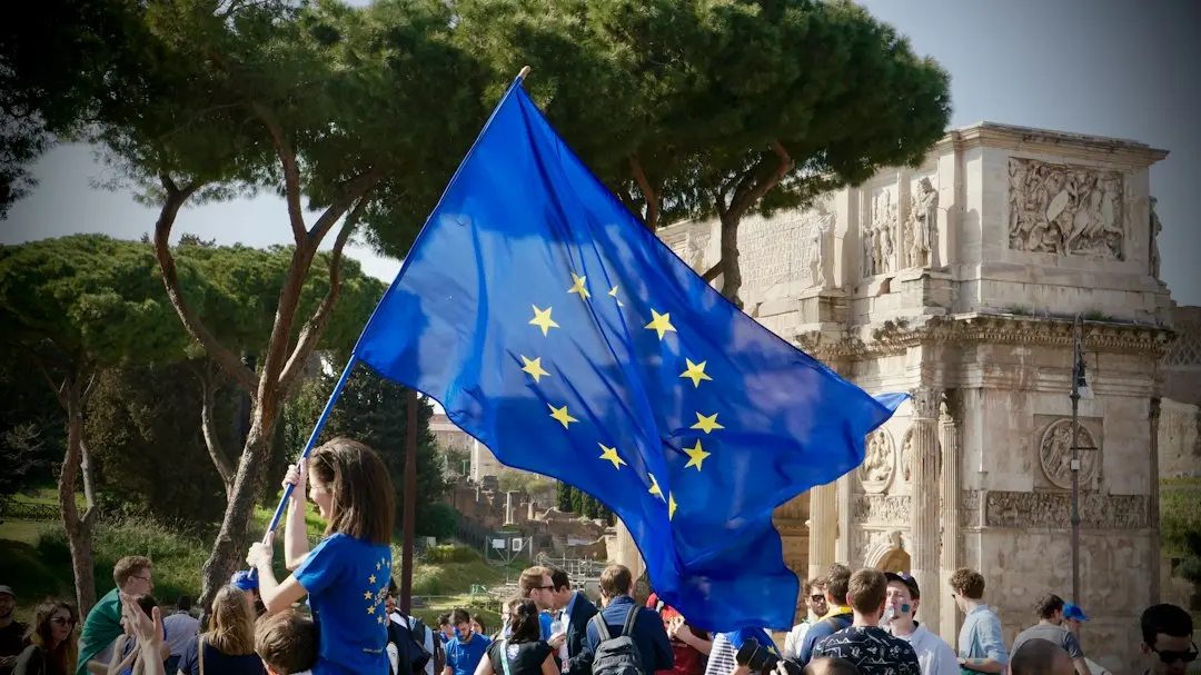 Europa riscă irelevanța tehnologică fără o inteligență artificială independentă