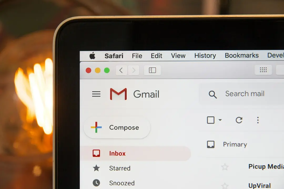 Google Messages integrează ChatGPT: asistentul „Dot” ajută la conversații